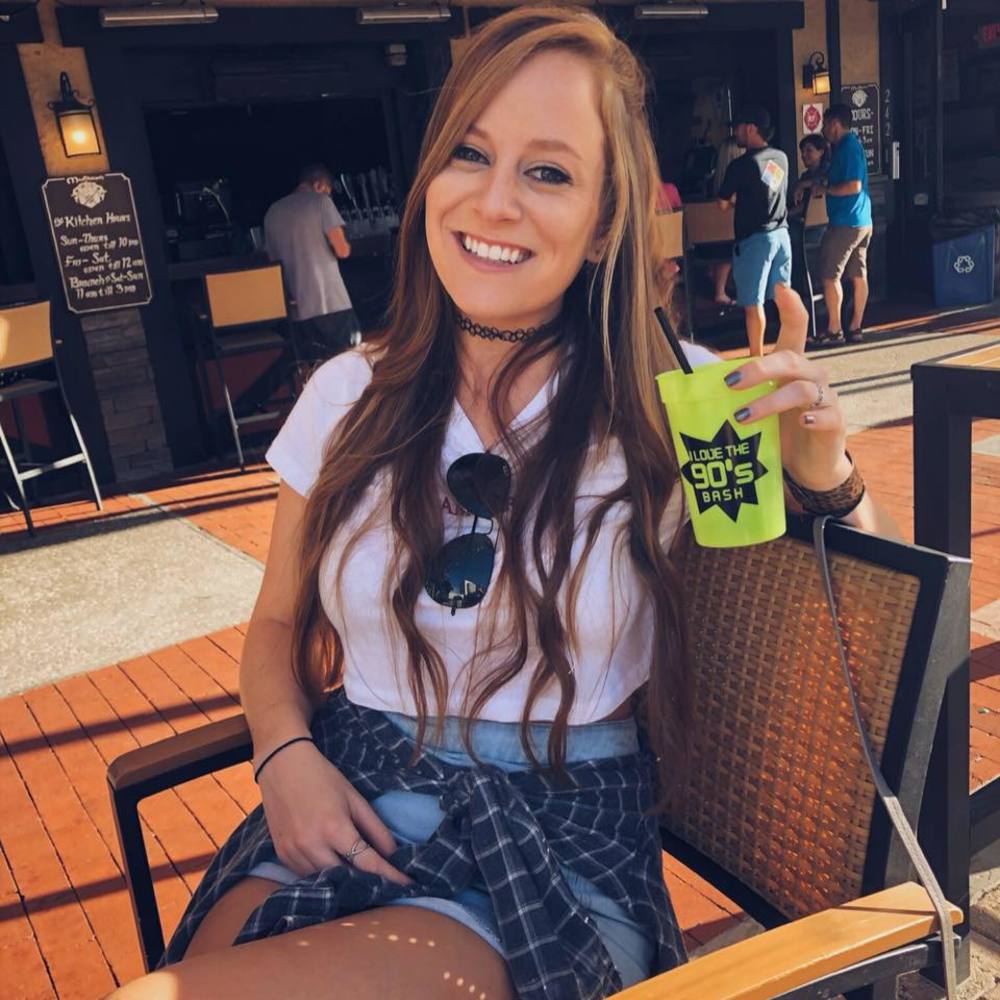 Meet your Posher, Nicole